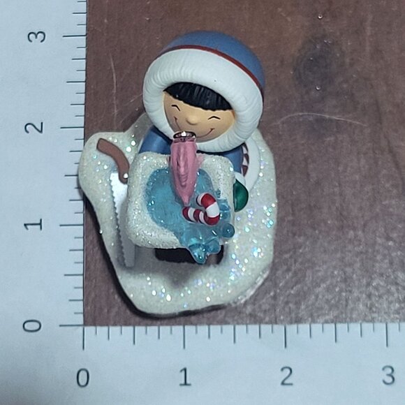 Hallmark Christmas Ornament Frosty Friends 2015 Fish Fishbowl Block of Artic Ice - Picture 9 of 12
